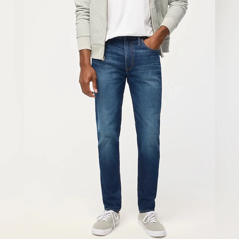 J.Crew,‎ Straight-fit jean in signature flex blue 32/32 NWT in packaging